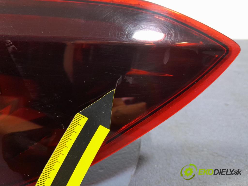 Opel Astra 2016 svetlo / reflektor zad Prava: Vonkajsia: