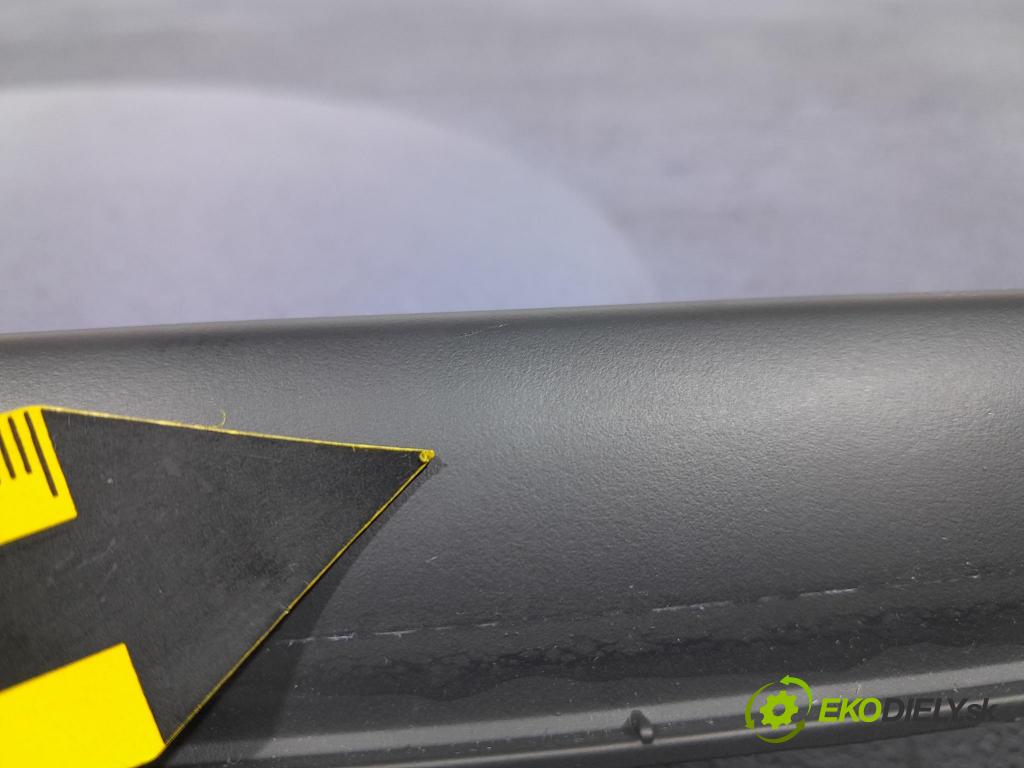 Toyota Auris 2015 kryt Plast: Interiéry: 55412-02430