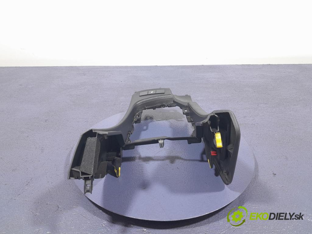 Toyota Auris 2015 kryt Plast: Interiéry: 58821-02520