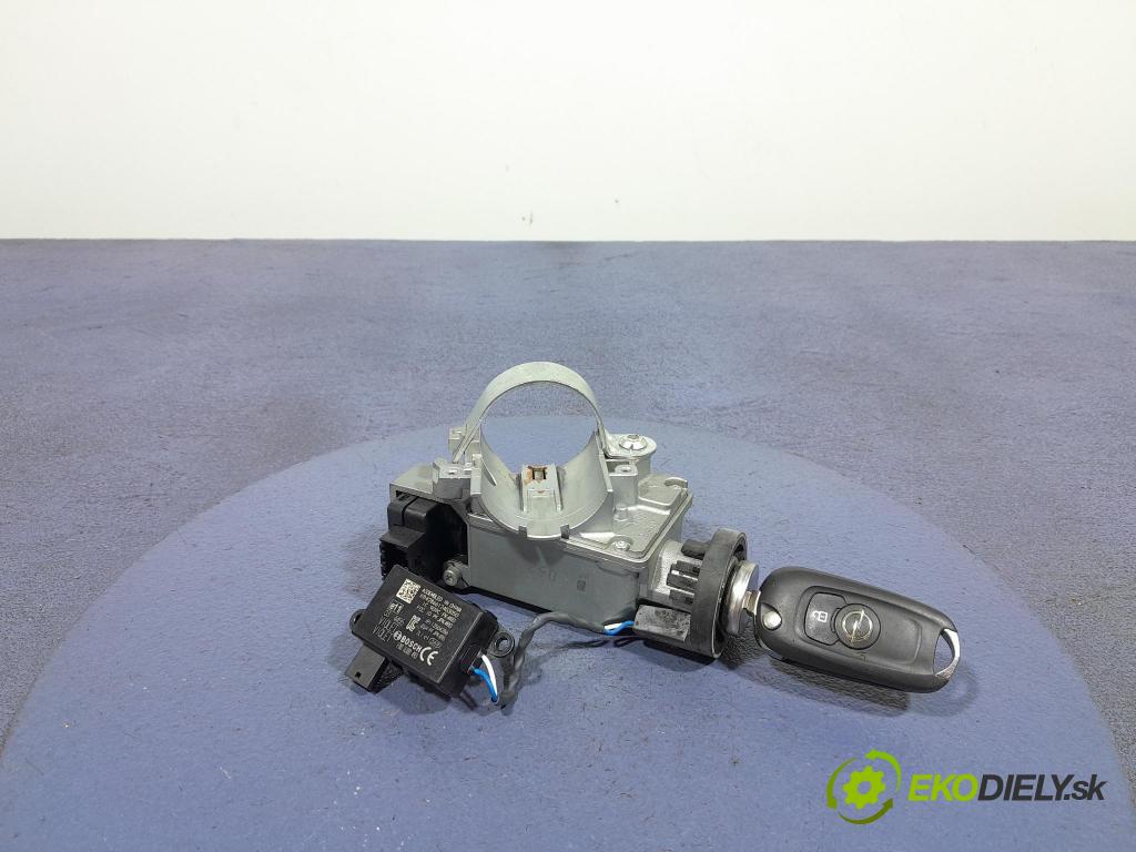 Opel Astra 2016 Spínač zapalování. 39033400