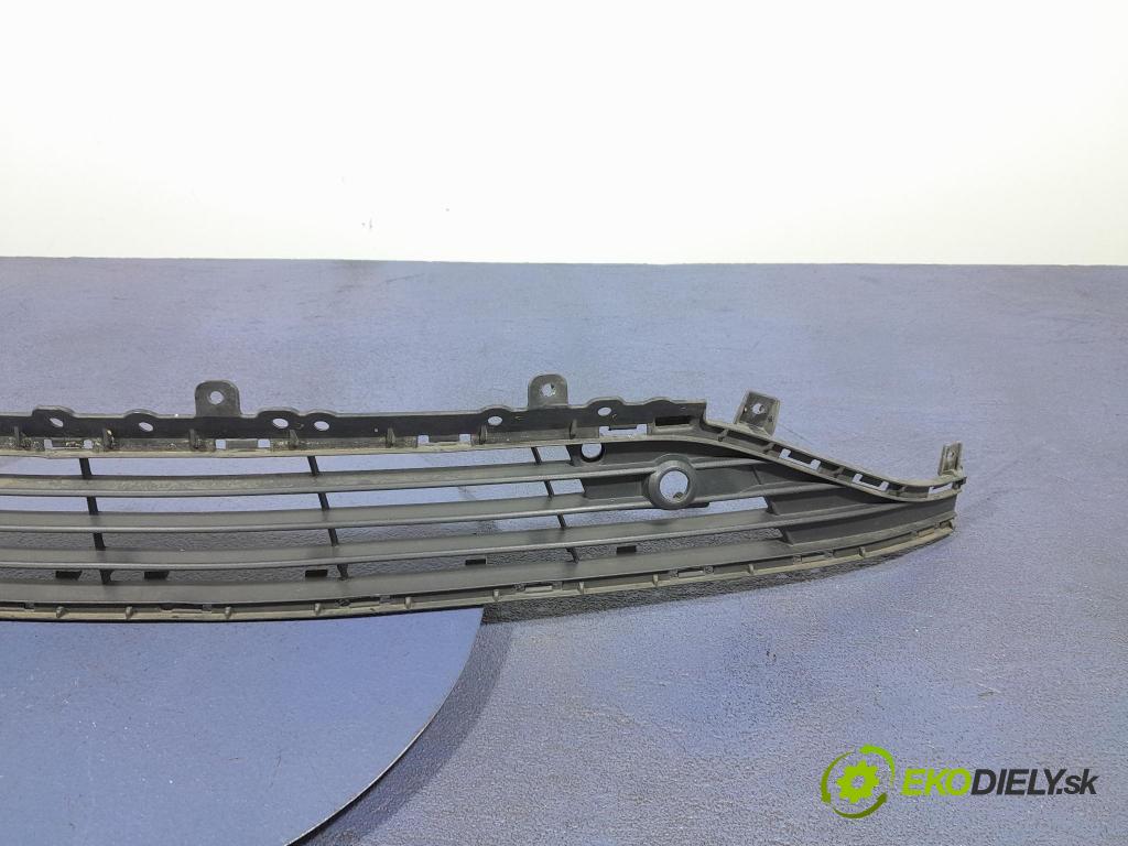 Opel Astra 2016 lišta narazník 13439798