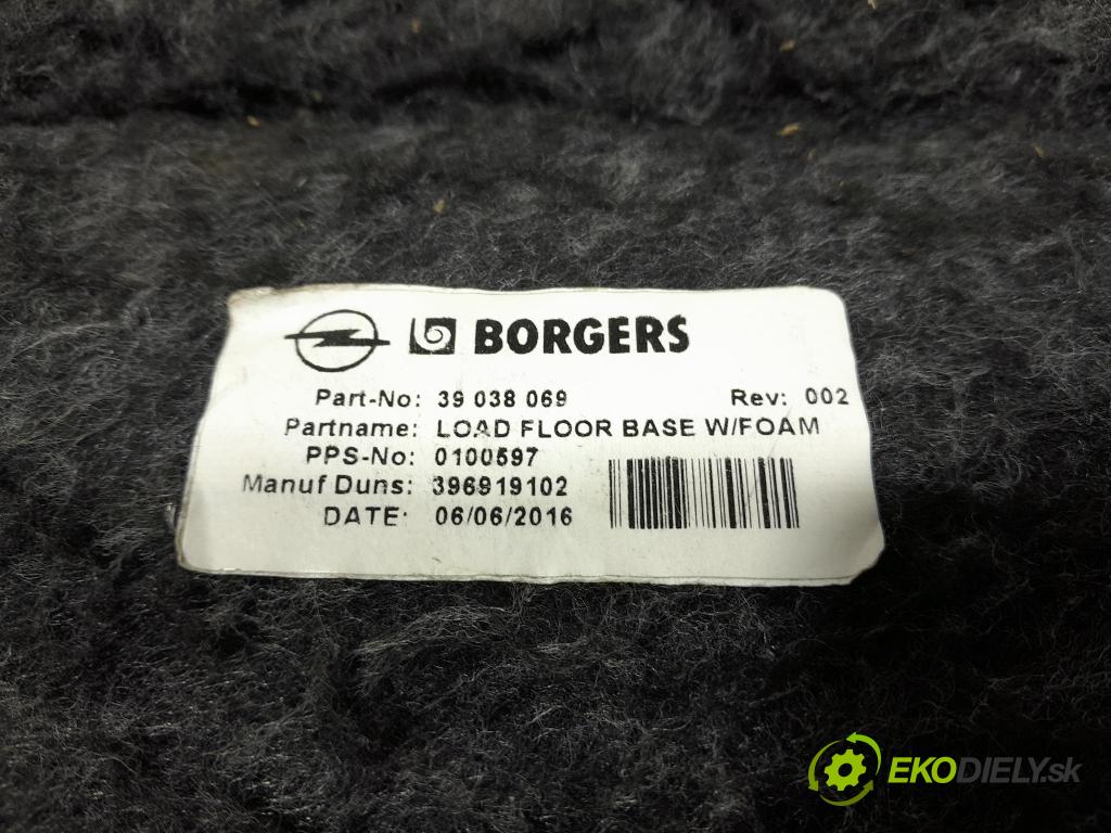 Opel Astra 2016 koberec do auta 39038069