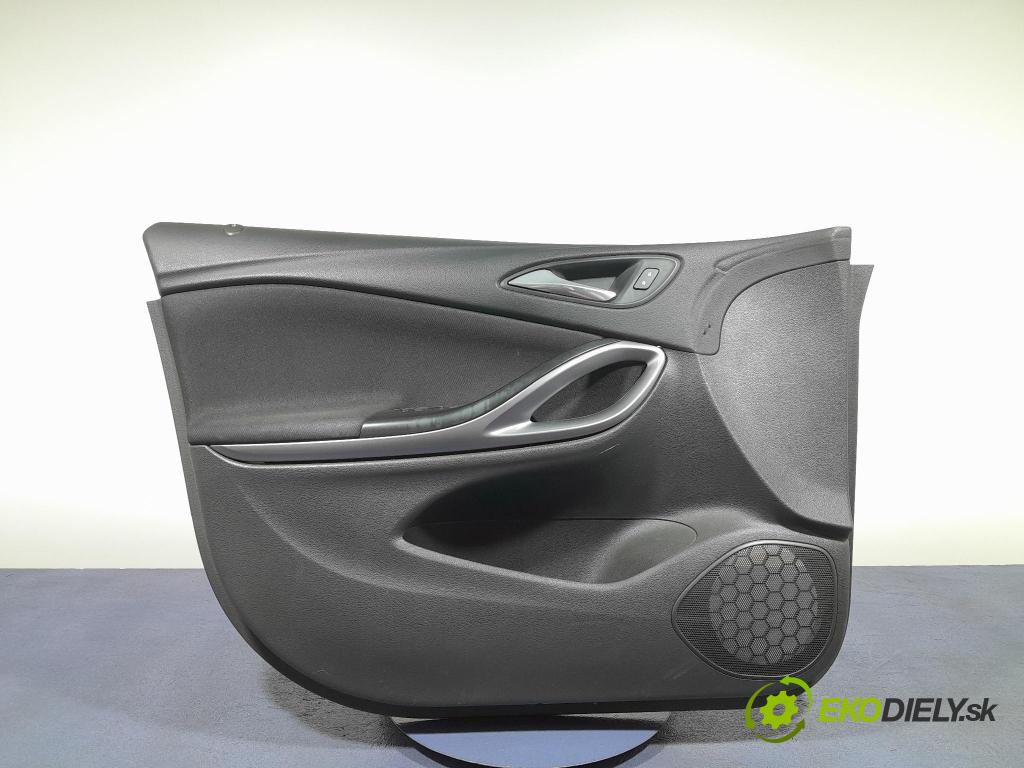 Opel Astra 2016 Tapacír: dveře před levá