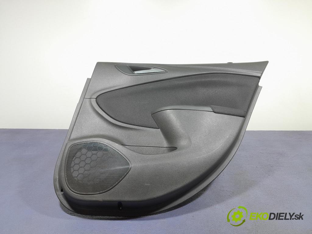 Opel Astra 2016 Tapacír: dveře Zad: Práva: