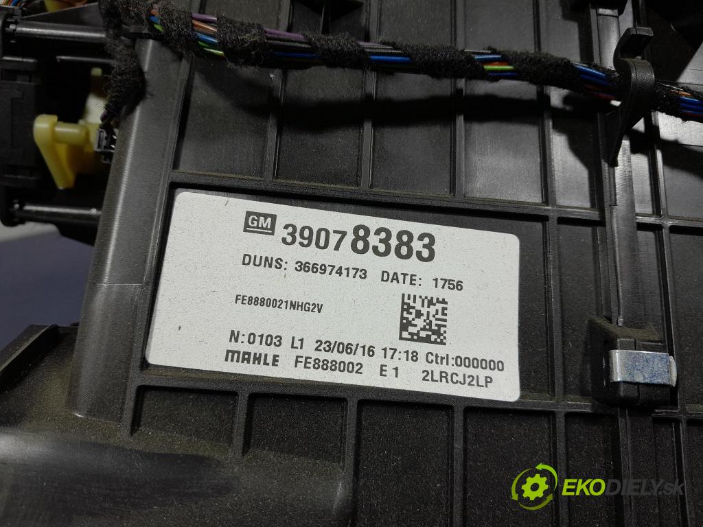 Opel Astra 2016 radiator 39078383