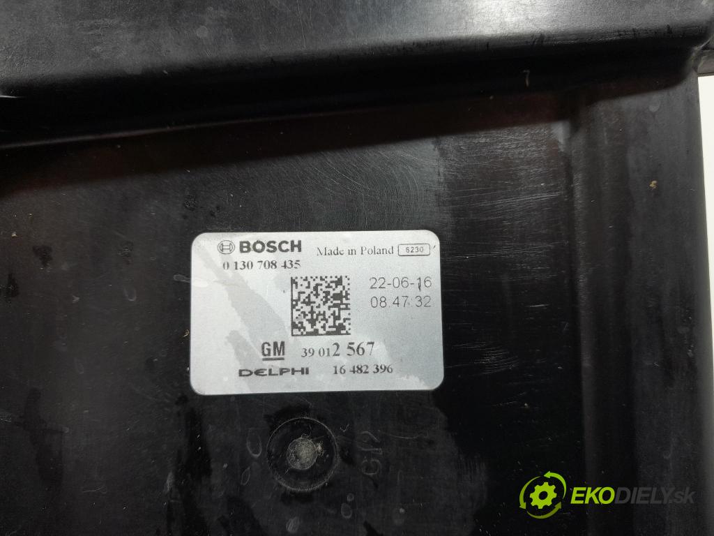 Opel Astra 2016 ventilátor Chladič: 39012573