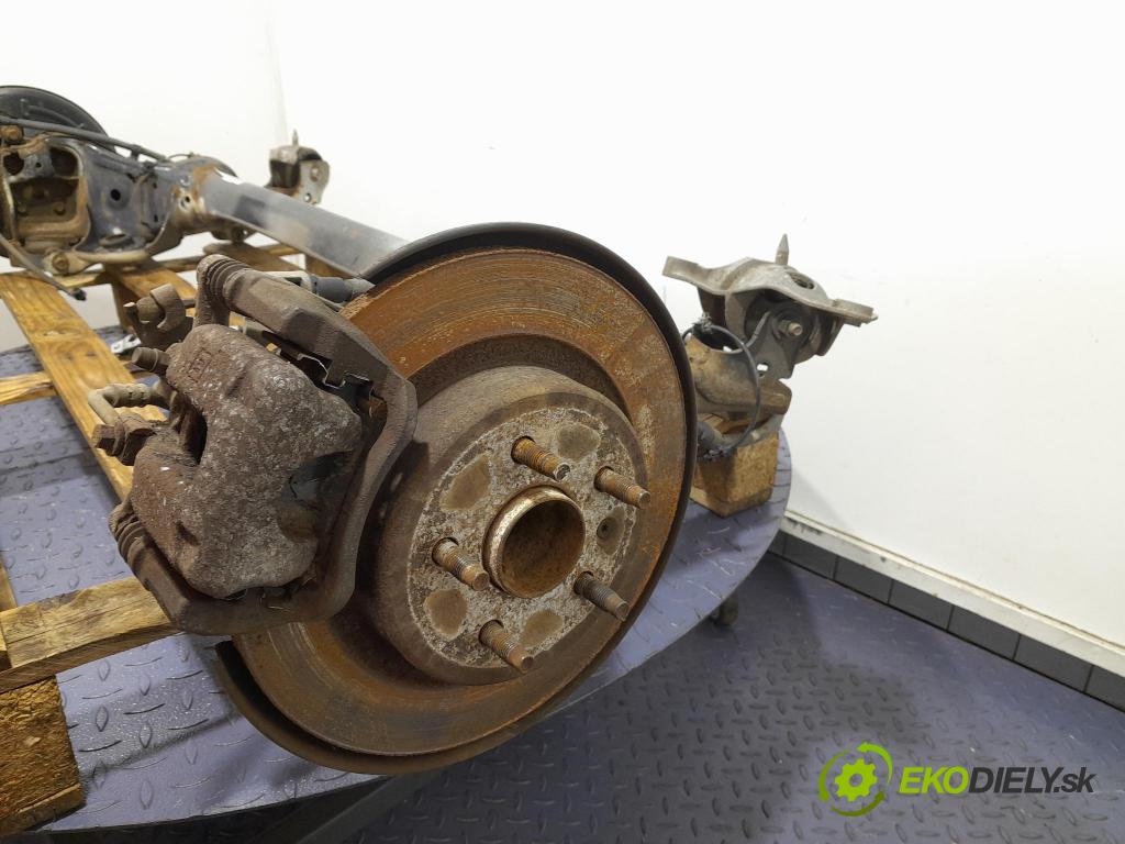 Opel Astra 2016 výstuha Pozastavenia: zad