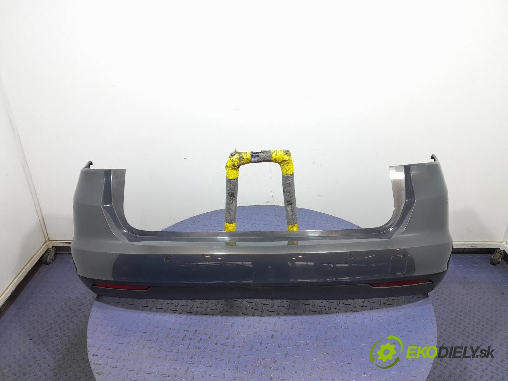 Opel Astra 2016 nárazník Zad: