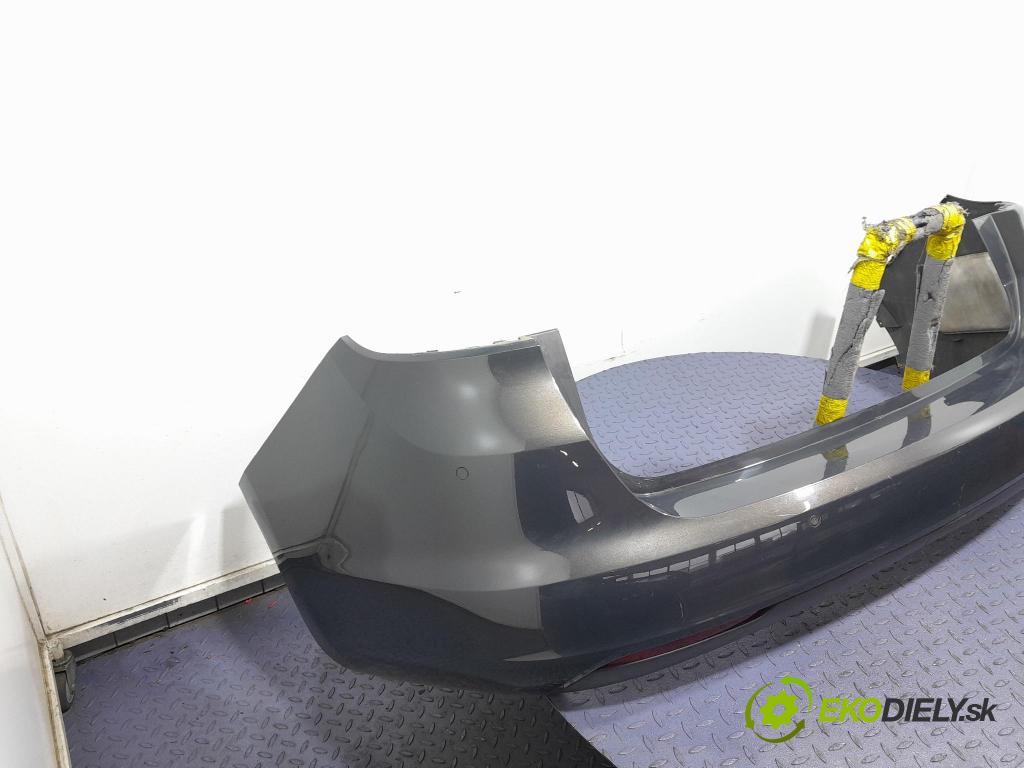 Opel Astra 2016 nárazník Zad: