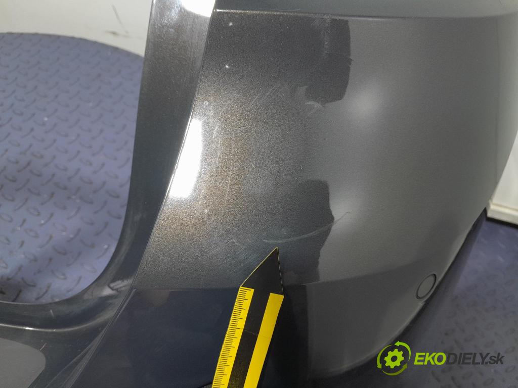 Opel Astra 2016 nárazník Zad: