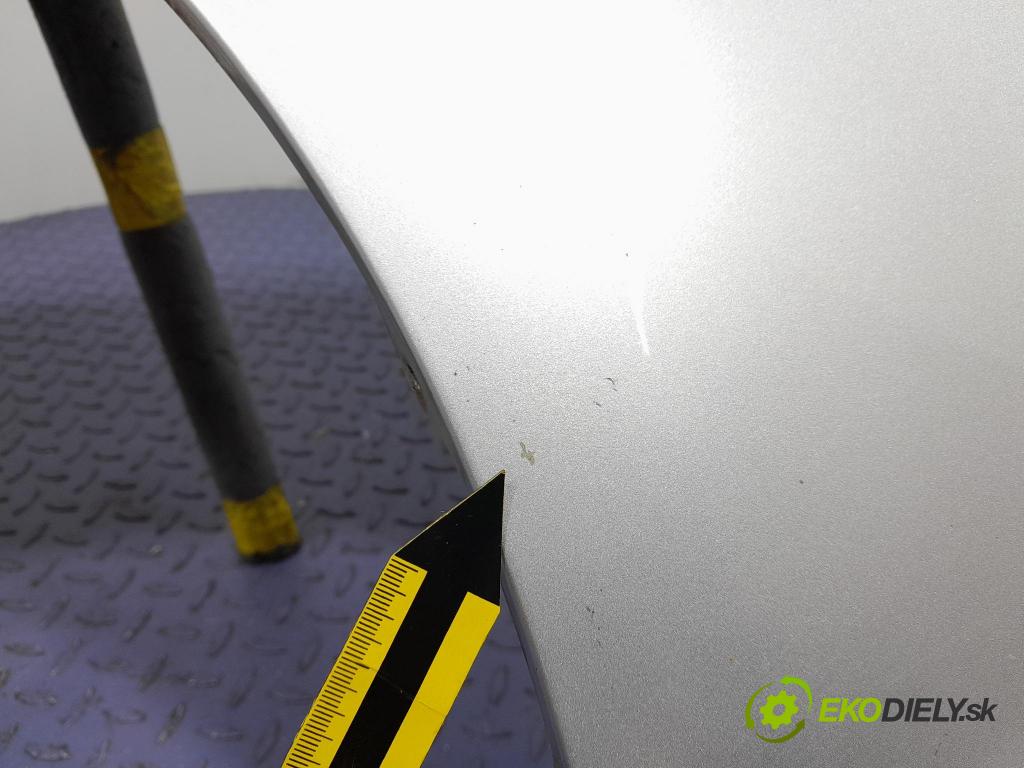 Ford S-max 2019 blatnik před Levý: