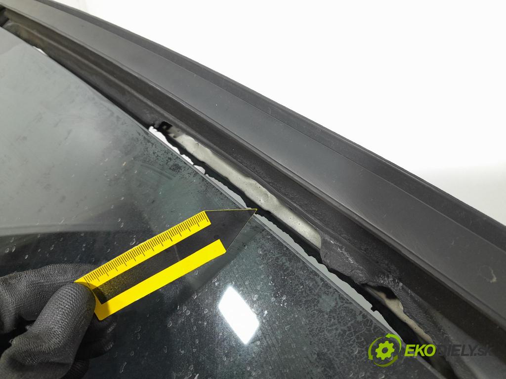 Ford S-max 2019 dveře Zad: prave