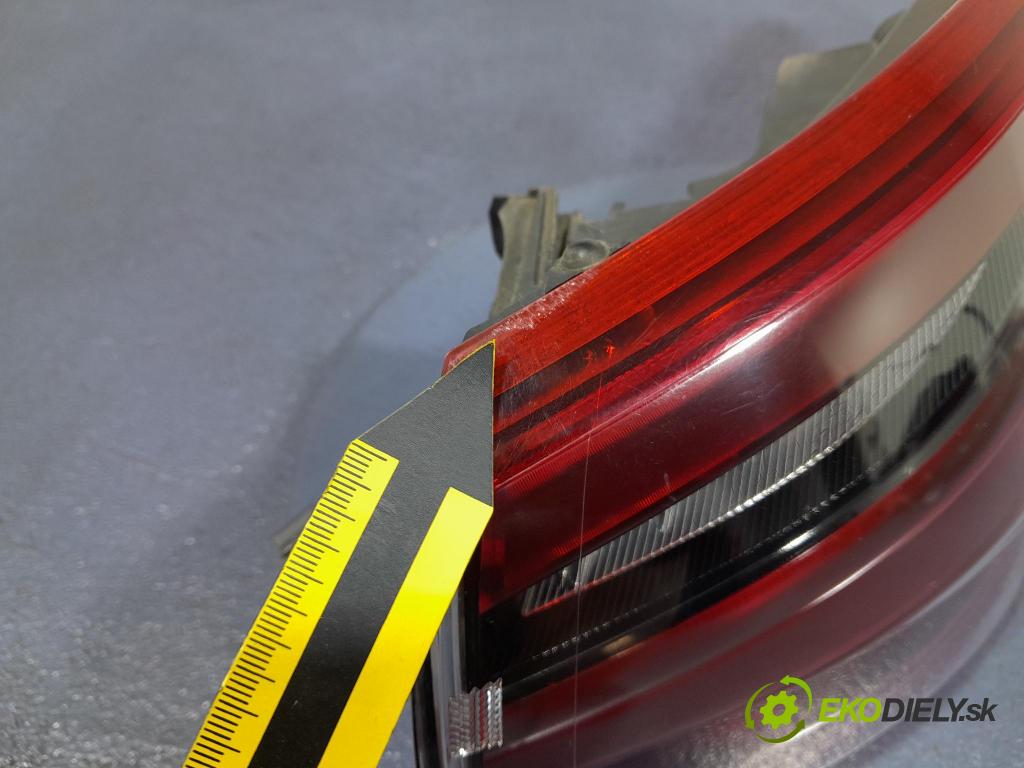 Ford S-max 2019 světlo Zad: Práva: Mimo: EM2B-13404-BP
