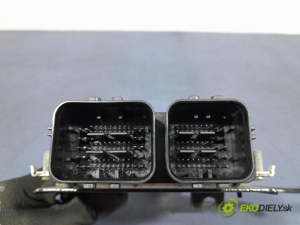 Kia Rio 2019 riadiaca jednotka Motor: 39117-03415