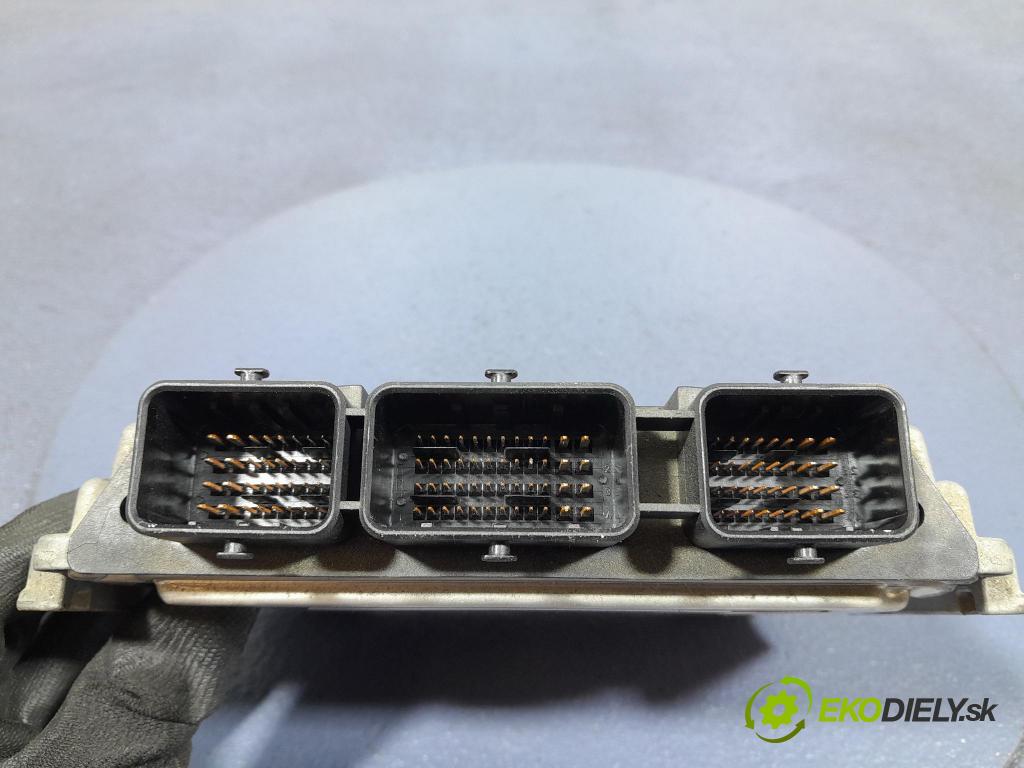 Peugeot 307 2007 riadiaca jednotka Motor: 9662213180