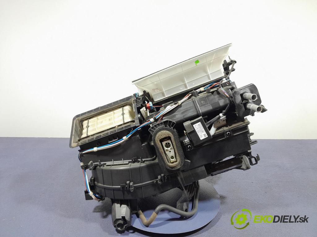 Toyota Auris 2015 radiator 87050-05A60