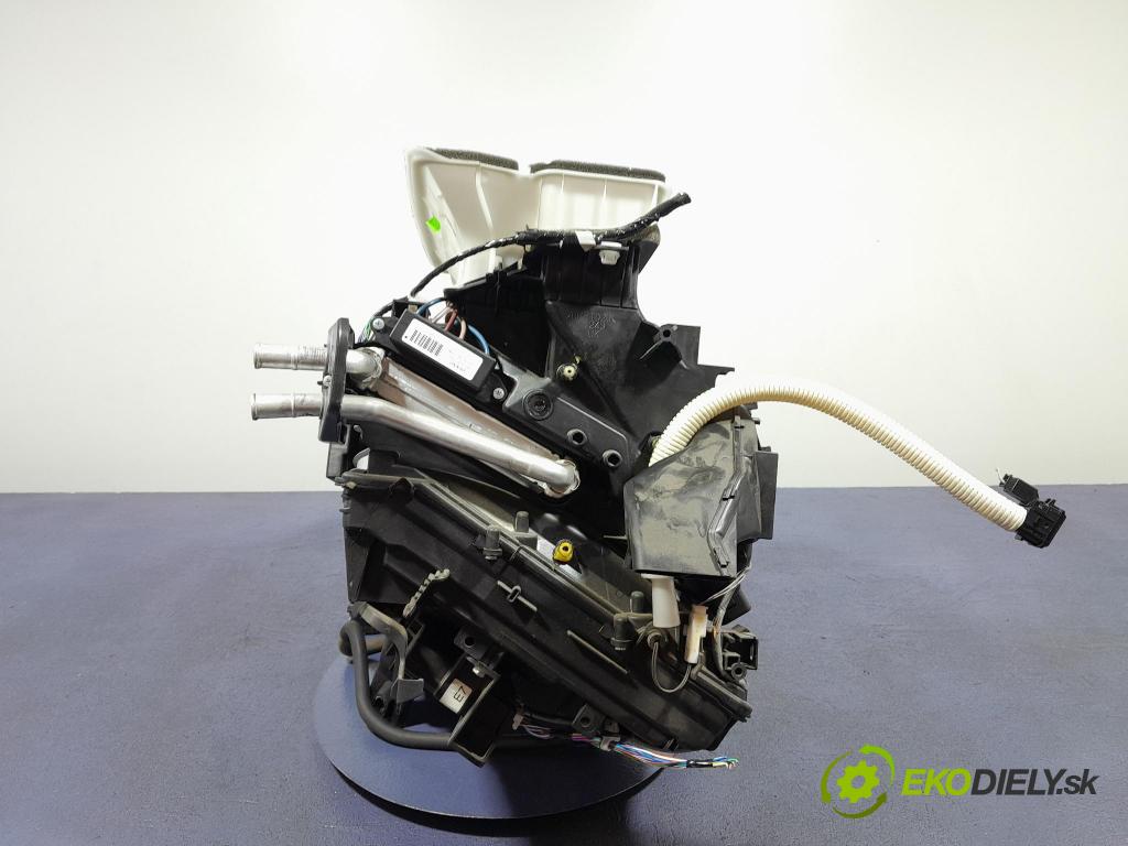 Toyota Auris 2015 radiator 87050-05A60