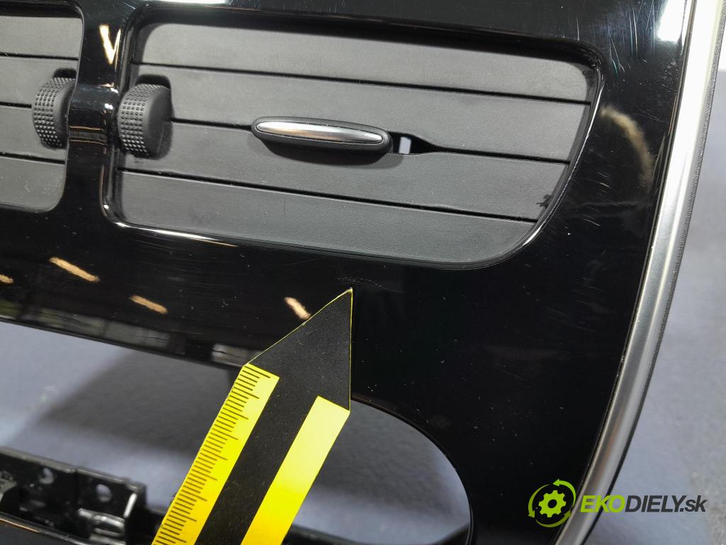 Renault Clio 2015 kryt Plast: Interiéry: 682607616R