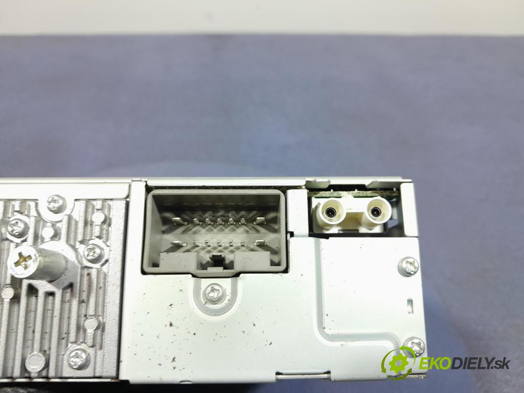 Volvo V50 2007 Radio I Navigácia: 31215559