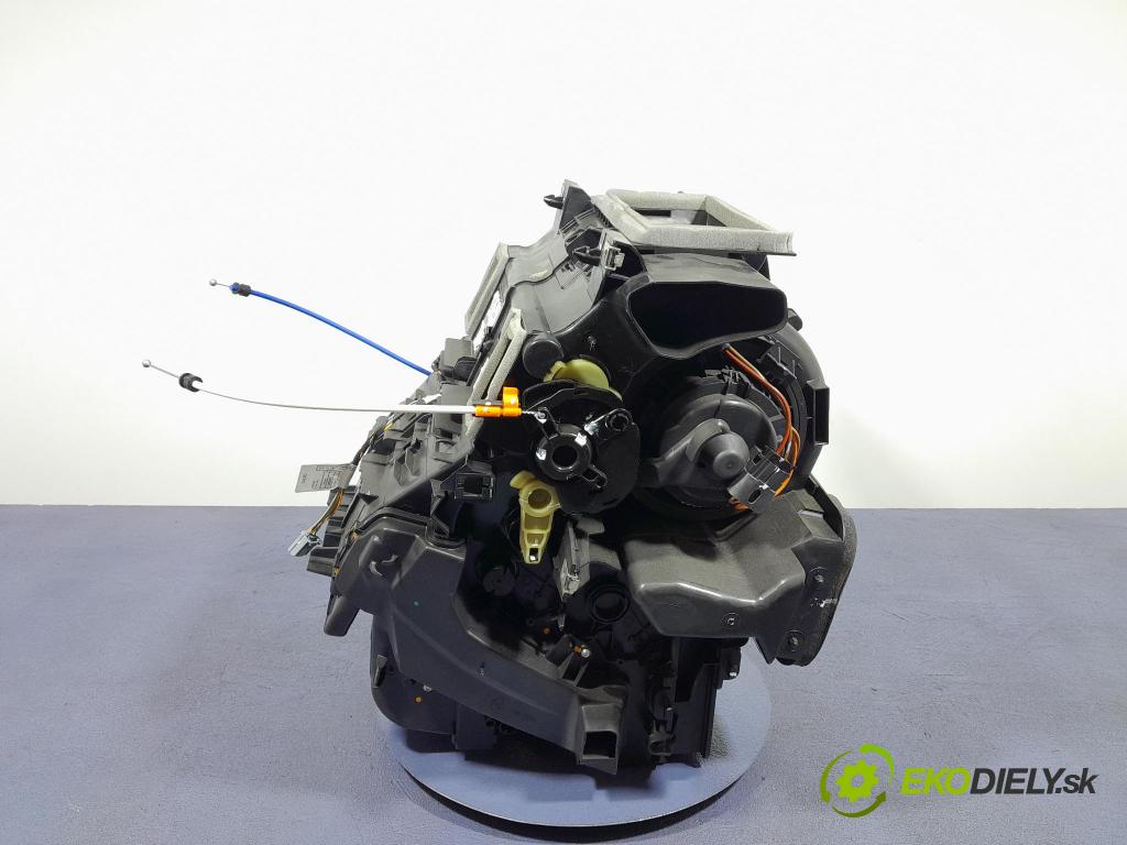 Renault Clio 2015 radiator 272705952R
