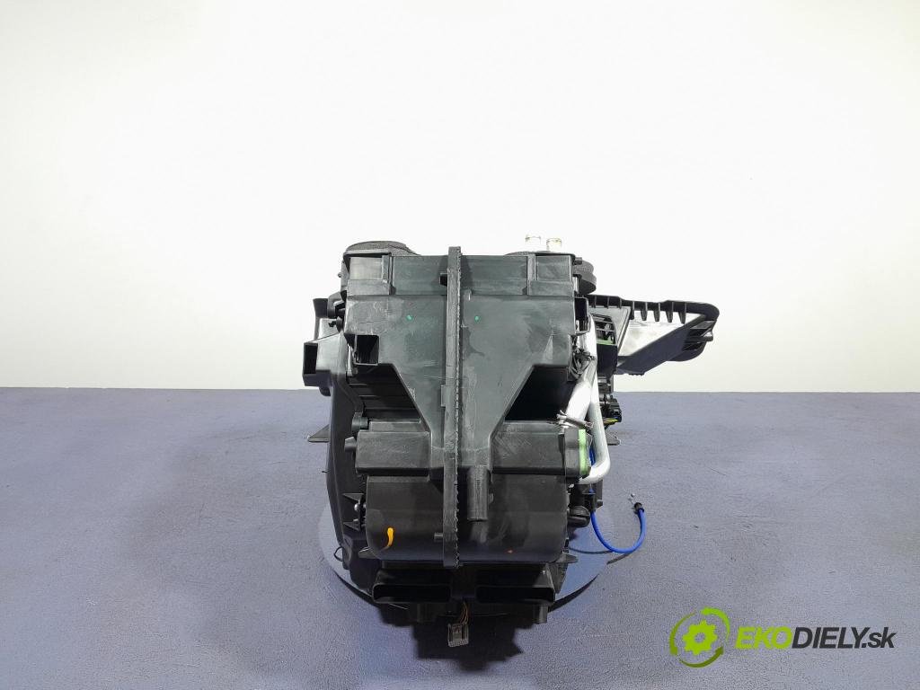 Renault Clio 2015 radiator 272705952R
