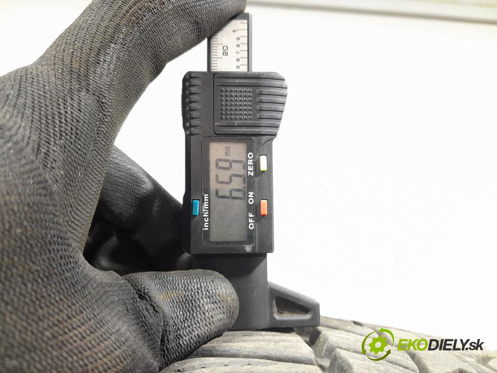 Peugeot 307 2007 pneumatika ZIMA: 4038526356123