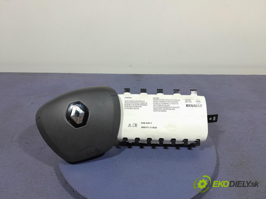 Renault Clio 2015 kokpit,přistrojova deska