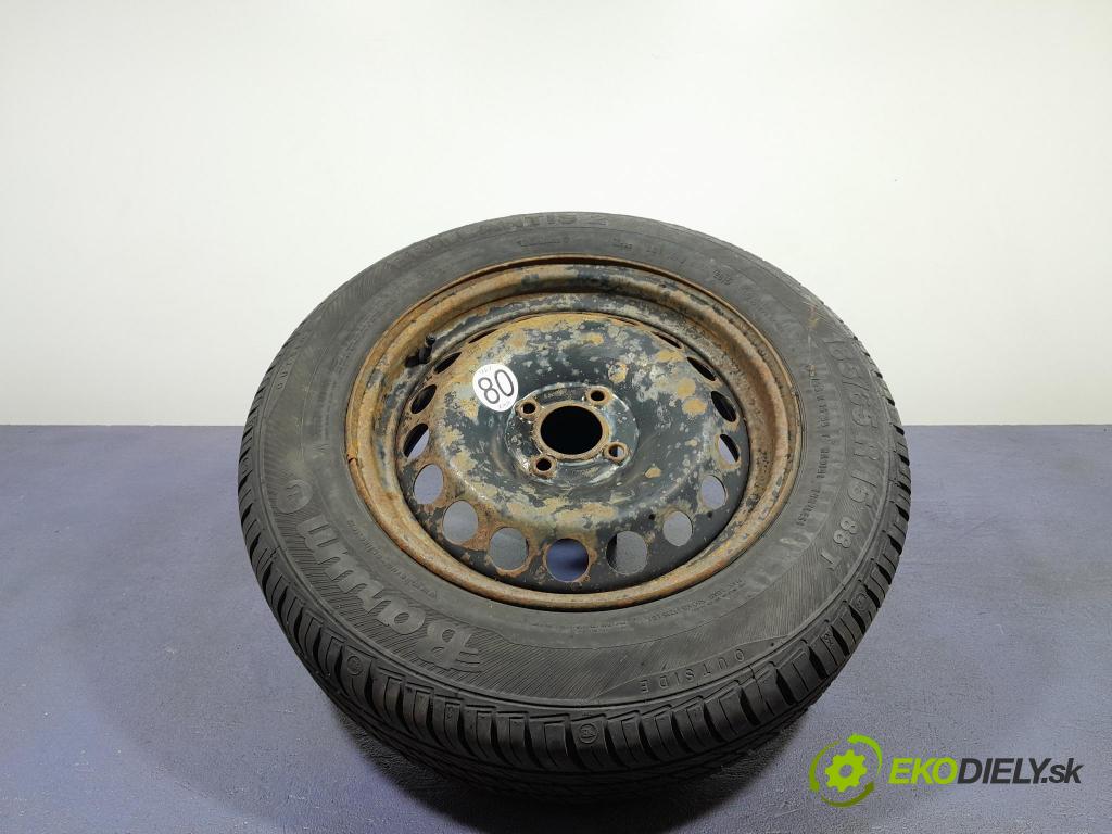 Renault Clio 2015 kolo Přístupné RE515027