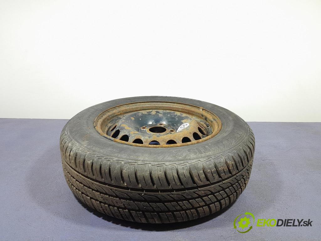 Renault Clio 2015 kolo Přístupné RE515027