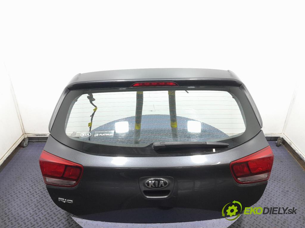 Kia Rio 2019 zadna dveře kufra: kufra: