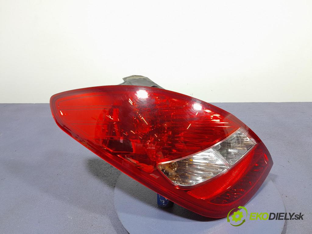 Hyundai I20 2011 svetlo / reflektor zad ľavá Vonkajsia: 92401-4P000