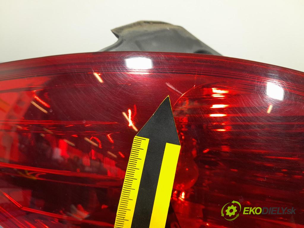 Hyundai I20 2011 svetlo / reflektor zad ľavá Vonkajsia: 92401-4P000