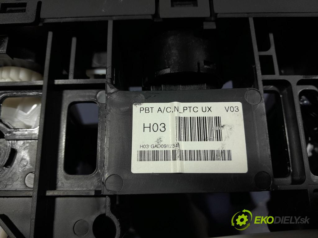 Hyundai I20 2011 prepínač Klimatizácia: Prúd vzduchu: