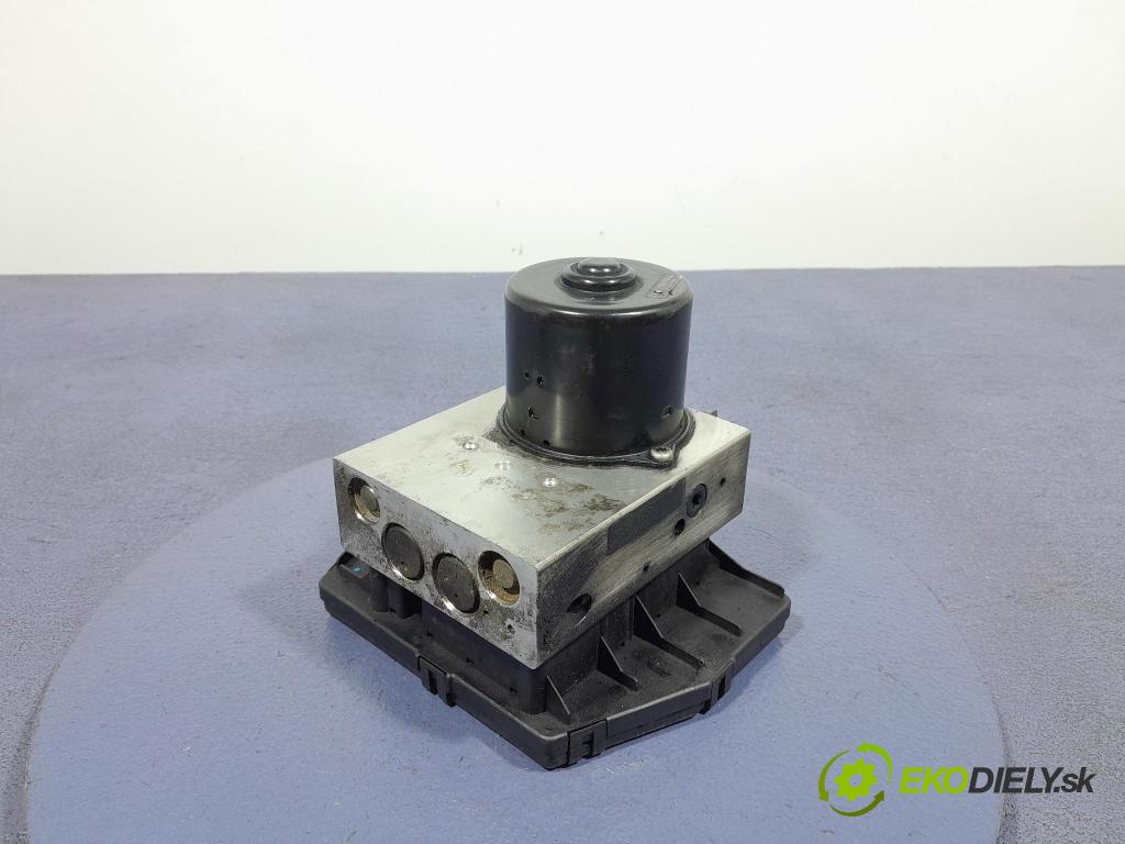 Mercedes C-klasa 2000 čerpadlo ABS x A0044310512