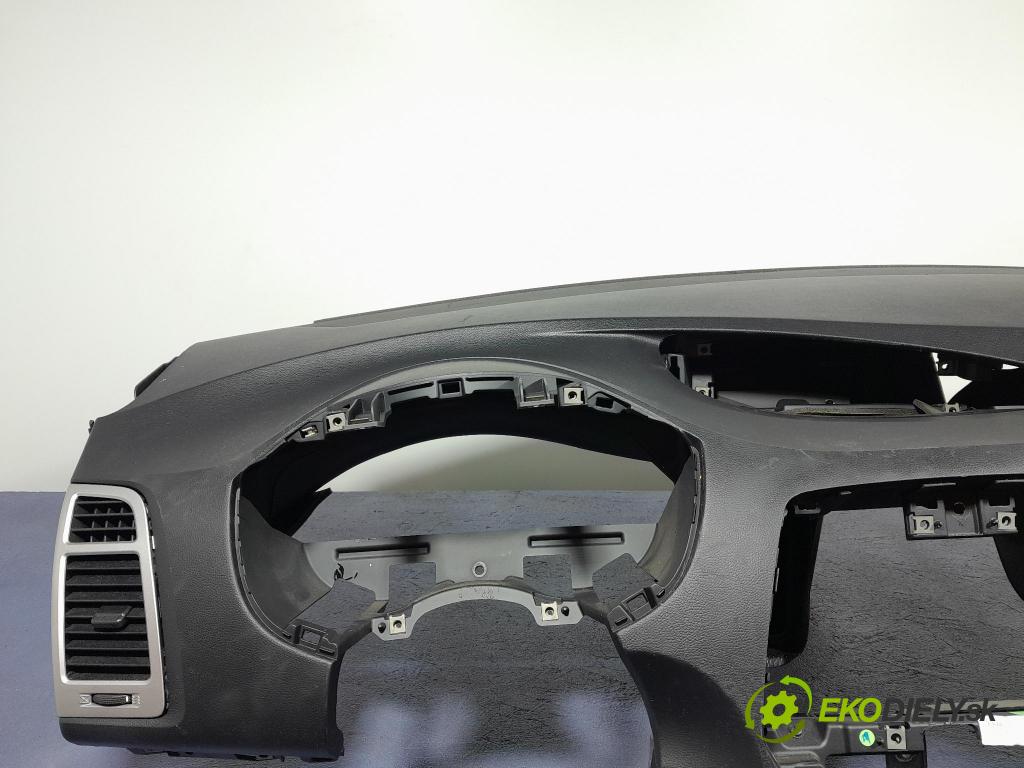 Hyundai I20 2011 kokpit,pristrojová doska 97350-1J000