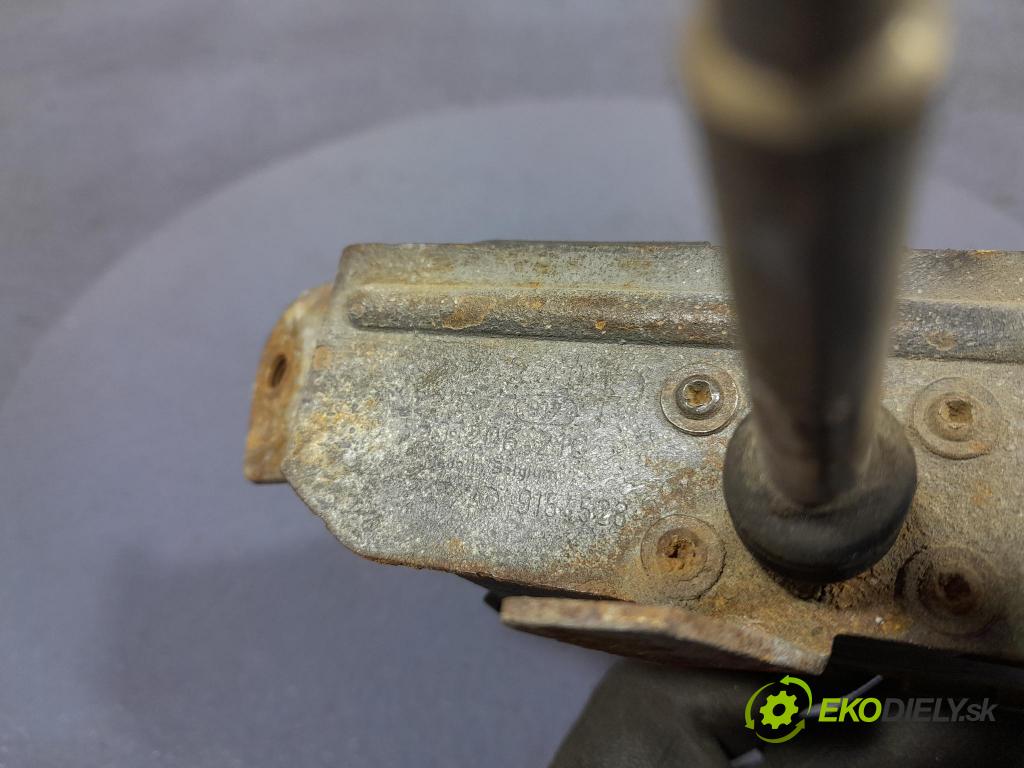 Volvo S80 2002 mechanizmus motor: Stierače: Predné 9154528