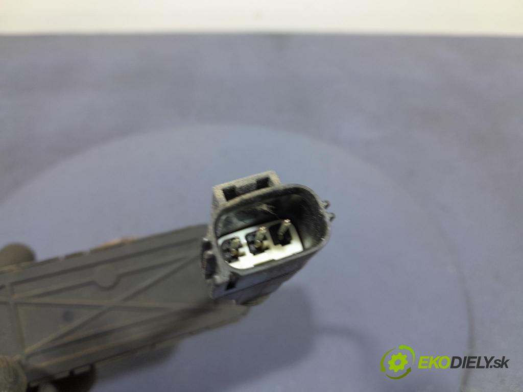 Volvo S80 2002 mechanizmus motor: Stierače: Predné 9154527