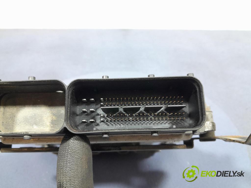 Hyundai I20 2011 riadiaca jednotka Motor: 39110-03256