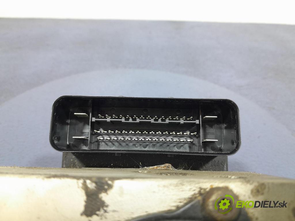 Volvo S80 2002 čerpadlo ABS x P08671223