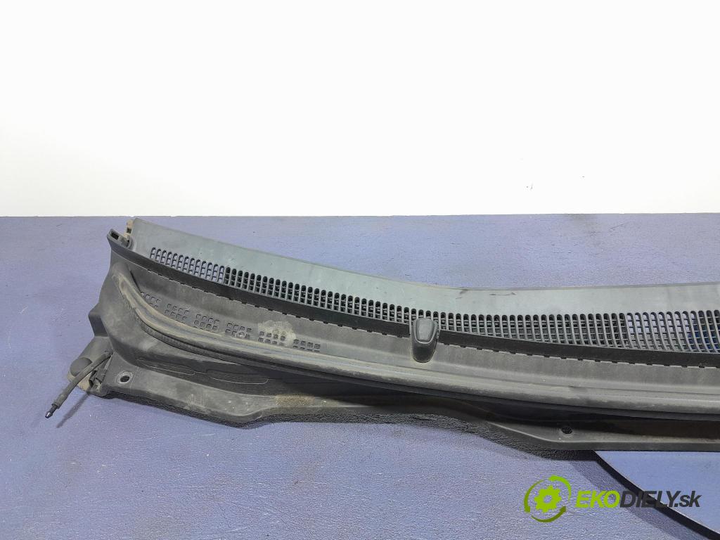 Hyundai I20 2011 torpédo 86151-1J000