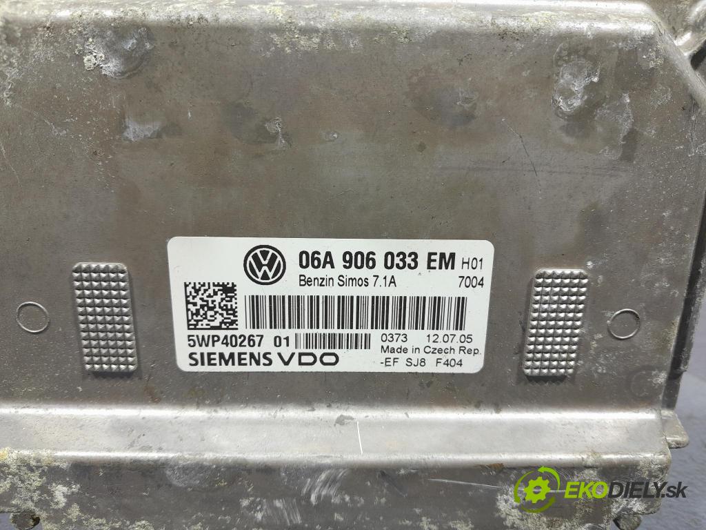 Vw Golf 2005 riadiaca jednotka Motor: 06A906033EM