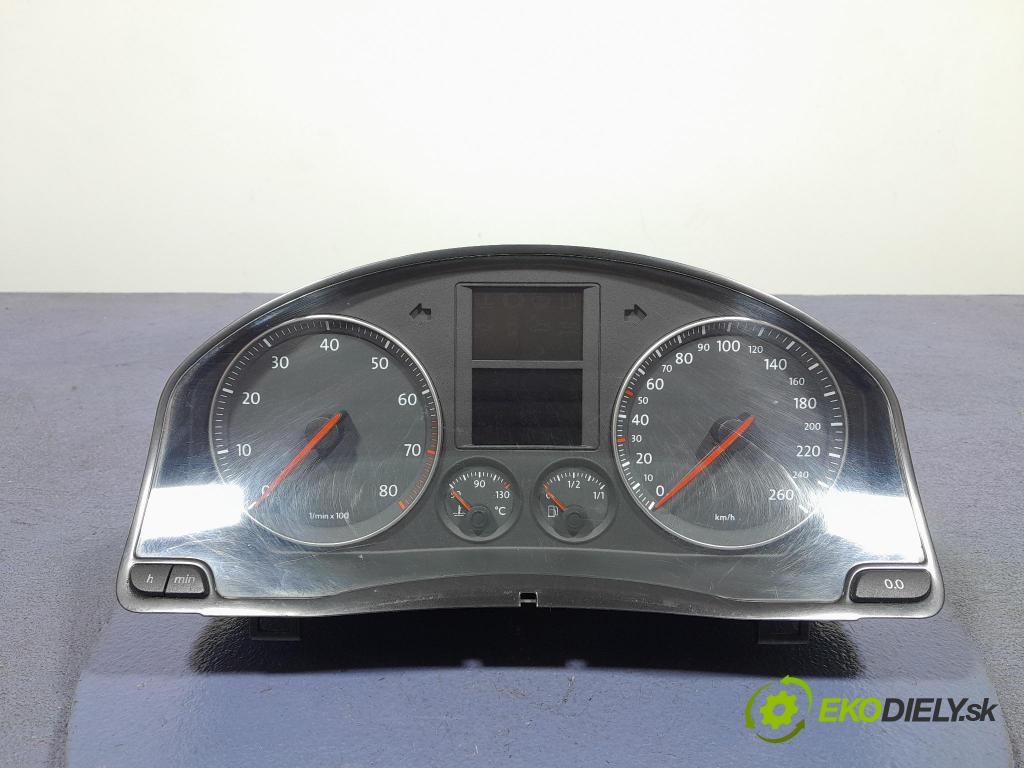 Vw Golf 2005 prístrojovka/ budíky 1K0920862A