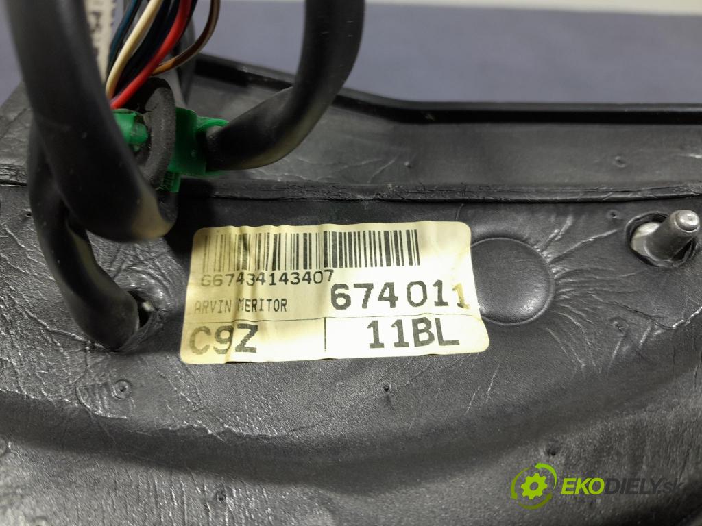 Vw Golf 2005 zrkadlo Vľavo: