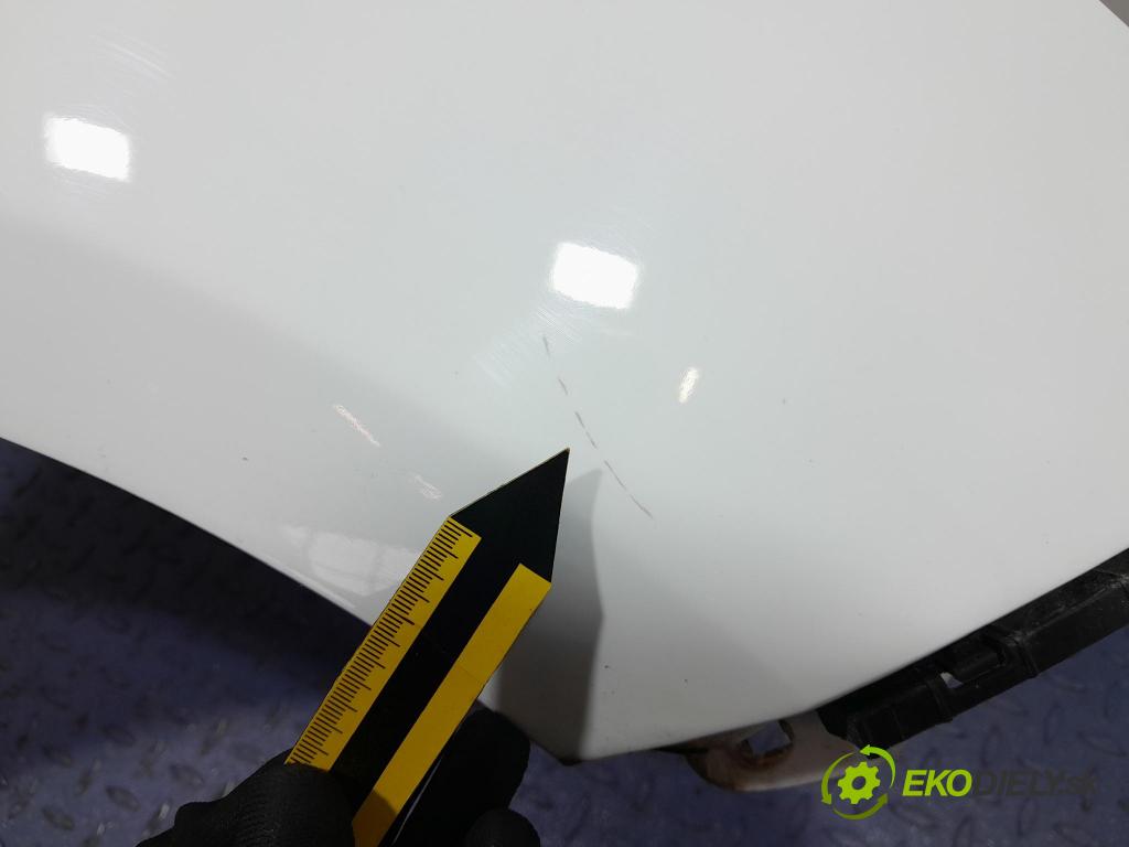 Hyundai I20 2011 blatník Predné v pravo: