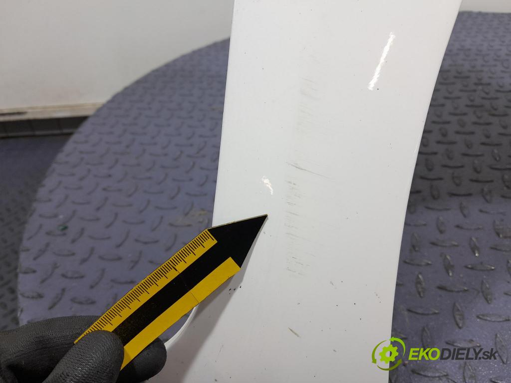 Hyundai I20 2011 blatník Predné v pravo: