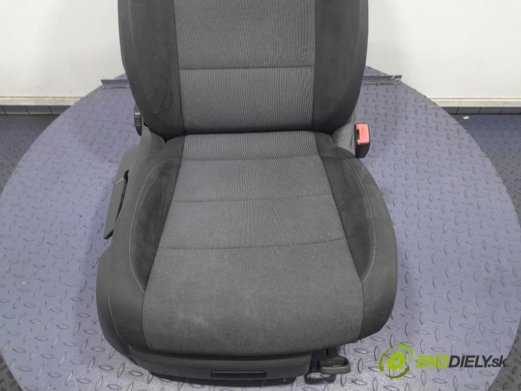 Vw Golf 2012 Sedadlo spolujezdce