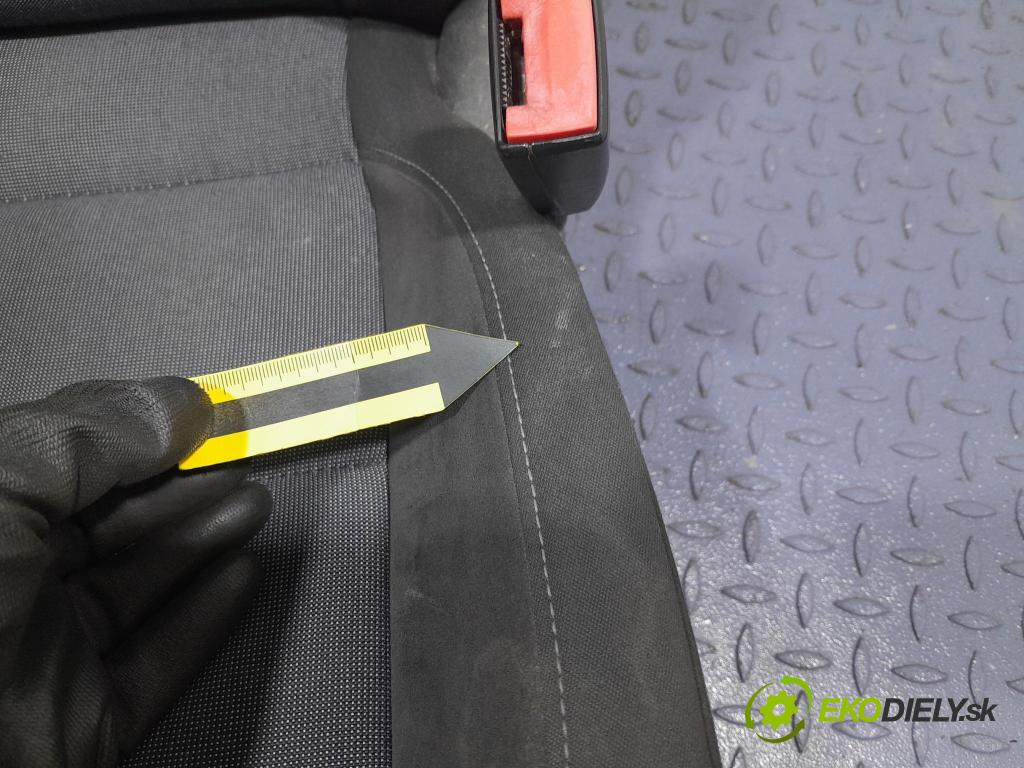 Vw Golf 2012 Sedadlo spolujezdce