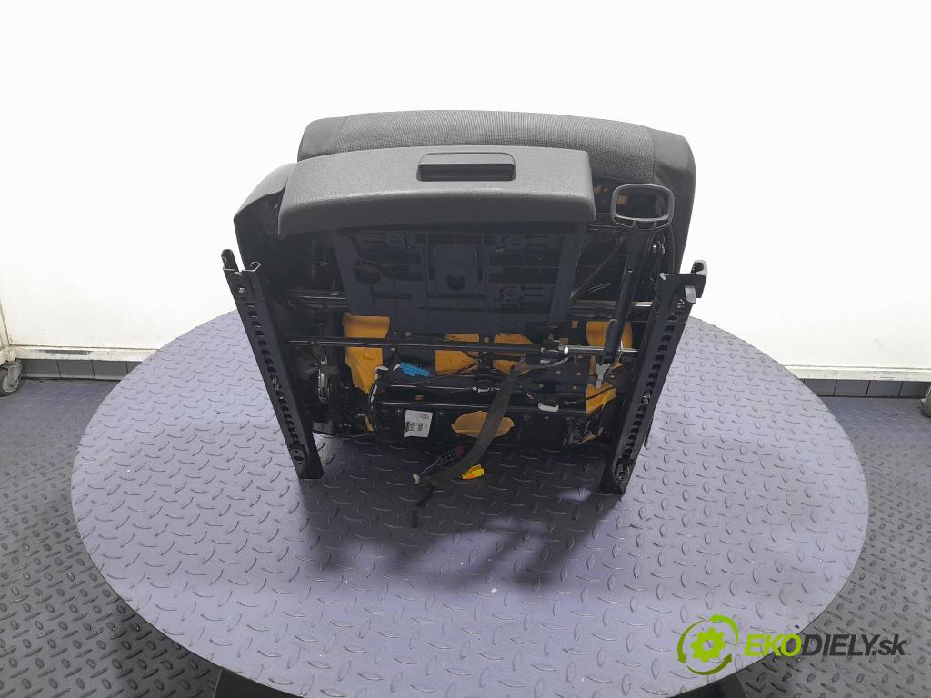 Vw Golf 2012 Sedadlo spolujezdce