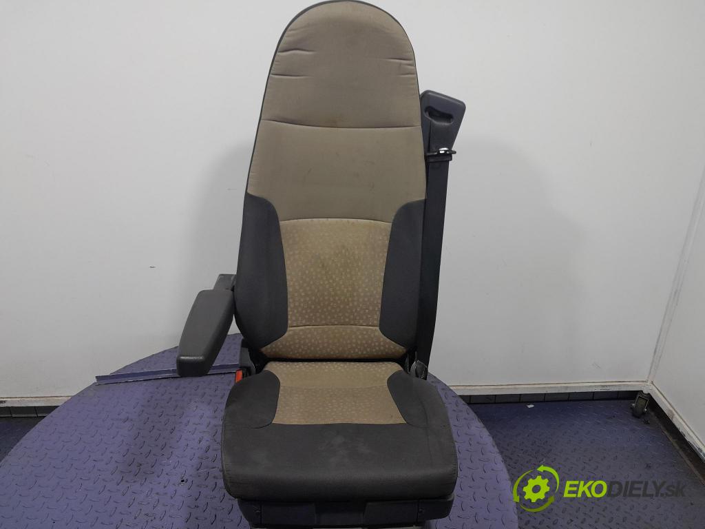 Renault Midlum 2011 Sedadlo Řidiči