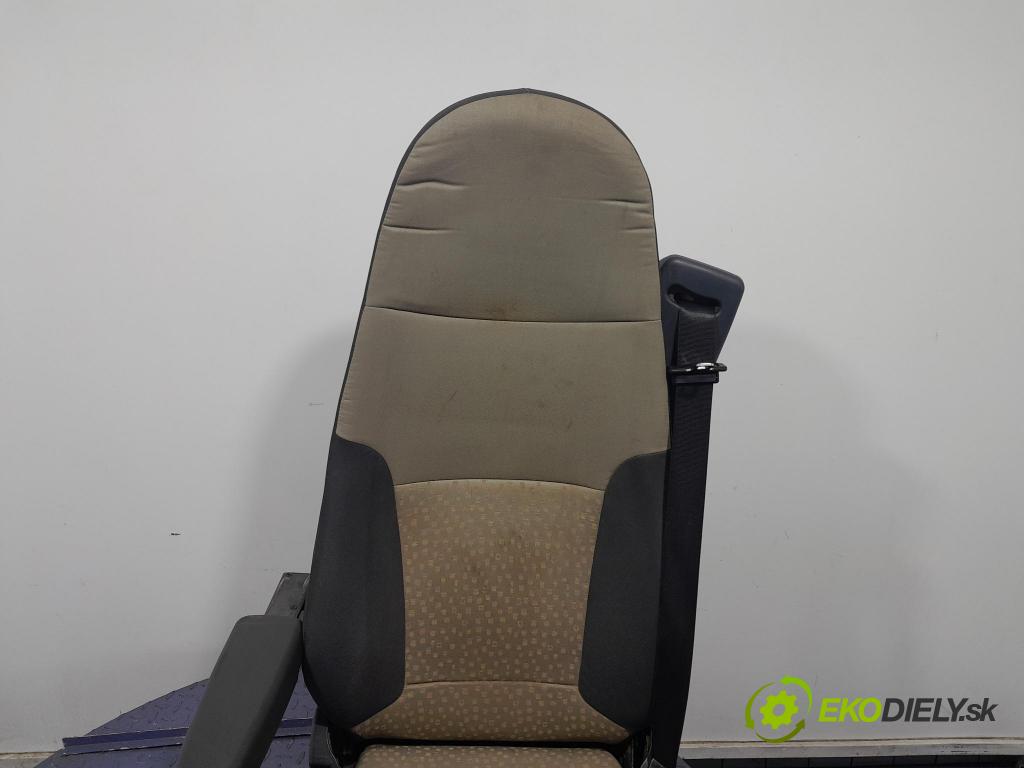 Renault Midlum 2011 Sedadlo Řidiči